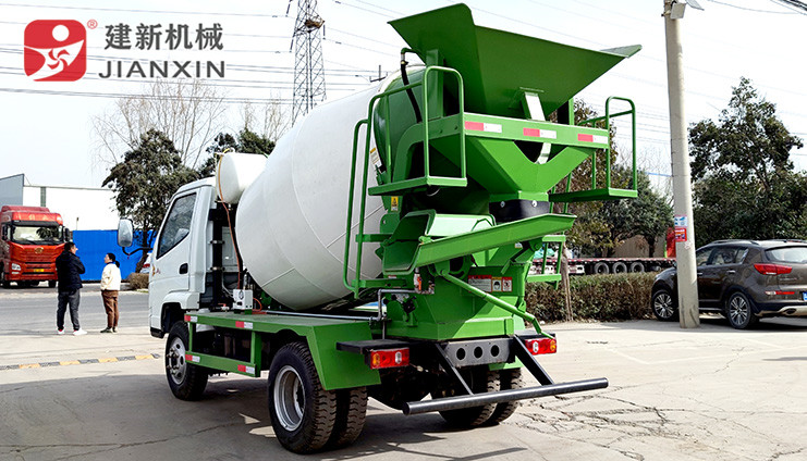 3方混凝土攪拌車
